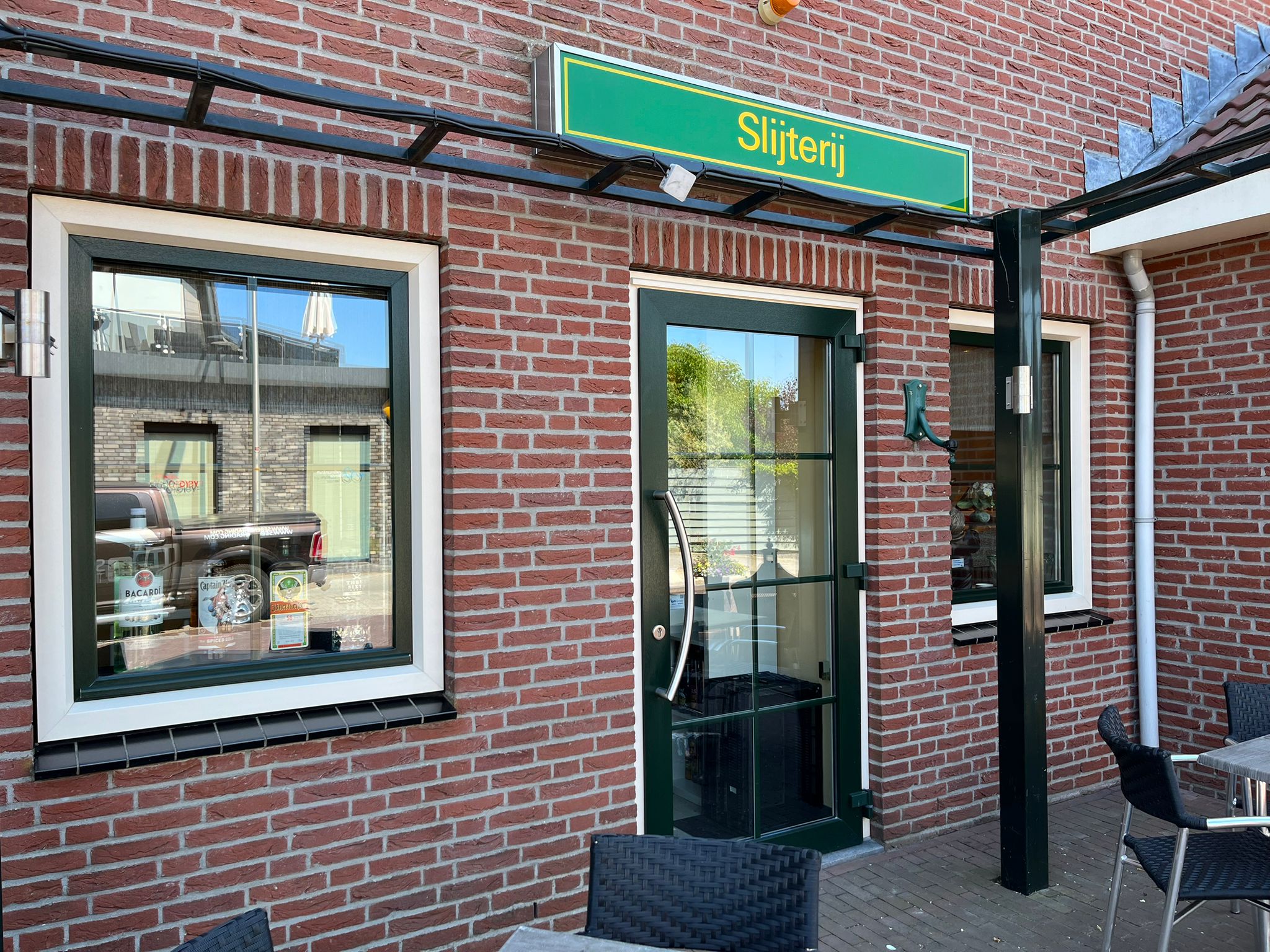 Slijterij-buiten